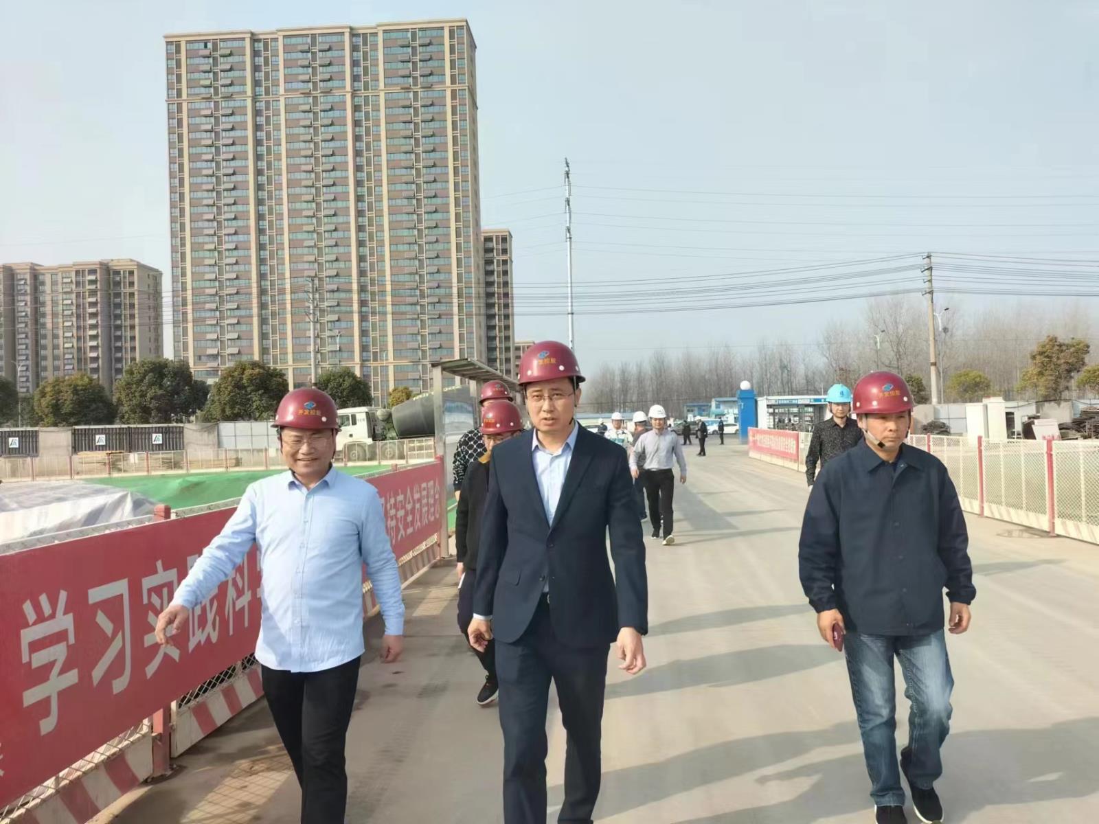 安全檢查.jpg 安全檢查.jpg